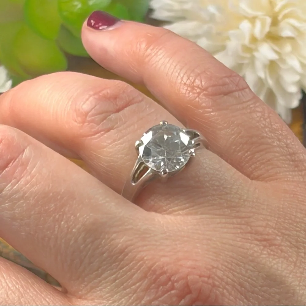 Vintage Art Deco Style Sterling Silver 925 Simulated Diamond Ring Size 7
